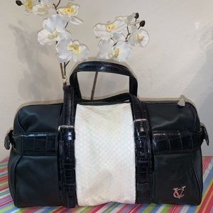 Vince Camuto Signature leather Boston Doctor bag